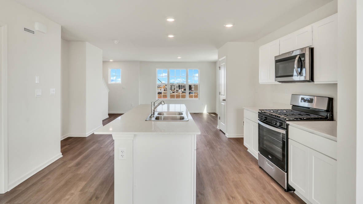 2748 Arrowhead Drive