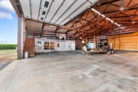 Tiny photo for 947 N 2nd Road, Dana, IL 61321 (MLS # 12454447)