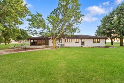 Tiny photo for 947 N 2nd Road, Dana, IL 61321 (MLS # 12454447)