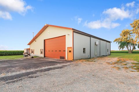 Tiny photo for 947 N 2nd Road, Dana, IL 61321 (MLS # 12454447)