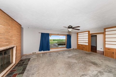 Tiny photo for 947 N 2nd Road, Dana, IL 61321 (MLS # 12454447)