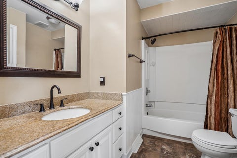Tiny photo for 3236 W Dover Court, Davenport, IA 52804 (MLS # 12741788)