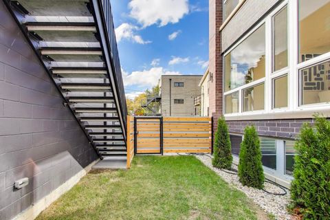 Tiny photo for 2147 W Adams Street #1S, Chicago, IL 60612 (MLS # 12521033)