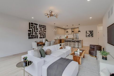 Tiny photo for 2147 W Adams Street #1S, Chicago, IL 60612 (MLS # 12521033)