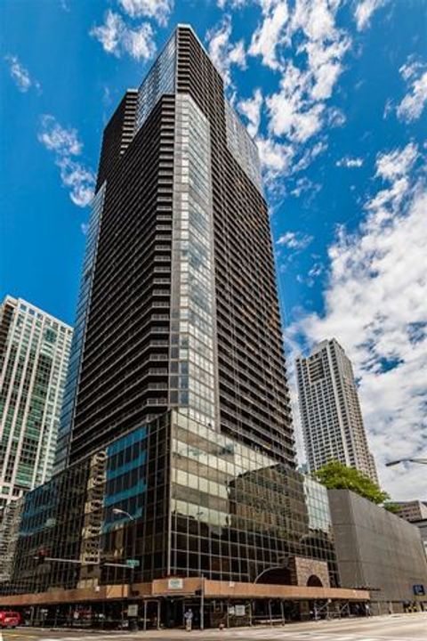 Photo of 10 E Ontario Street #4806, Chicago, IL 60611 (MLS # 12594868)