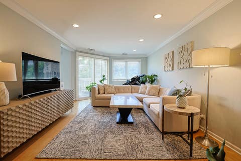 Tiny photo for 170 Manchester Drive #305, Buffalo Grove, IL 60089 (MLS # 12698789)