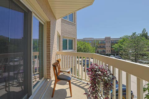 Tiny photo for 170 Manchester Drive #305, Buffalo Grove, IL 60089 (MLS # 12698789)