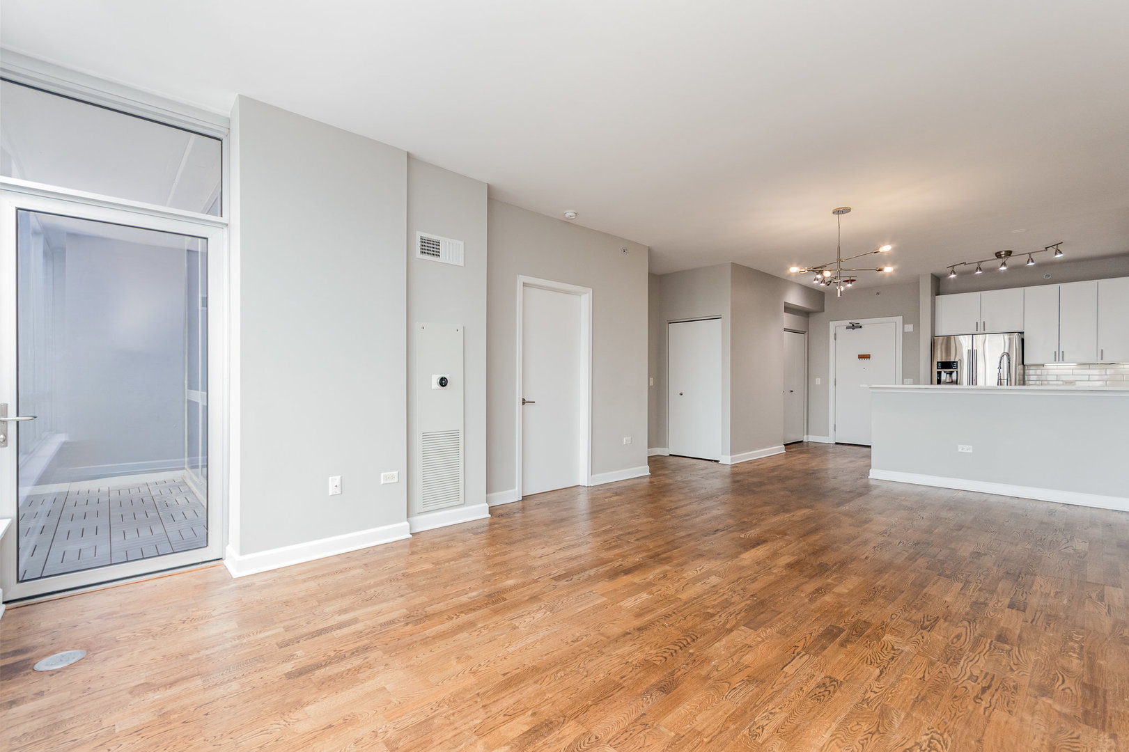 1901 S Calumet Avenue 2212