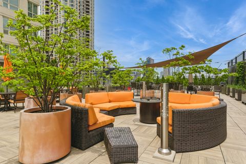 Tiny photo for 345 N La Salle Drive #4603, Chicago, IL 60654 (MLS # 12596444)