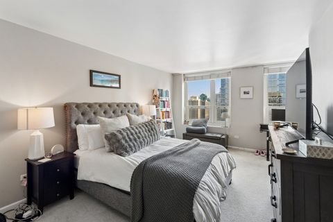 Tiny photo for 345 N La Salle Drive #4603, Chicago, IL 60654 (MLS # 12596444)