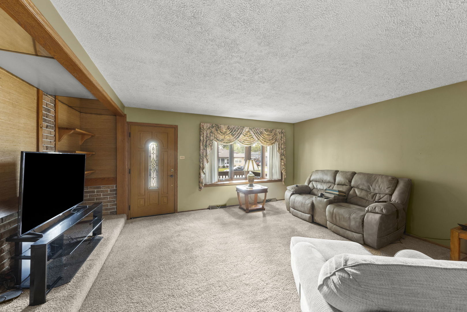 15112 Raday Drive