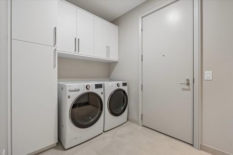 Tiny photo for 435 N Michigan Avenue #1803, Chicago, IL 60611 (MLS # 12600975)