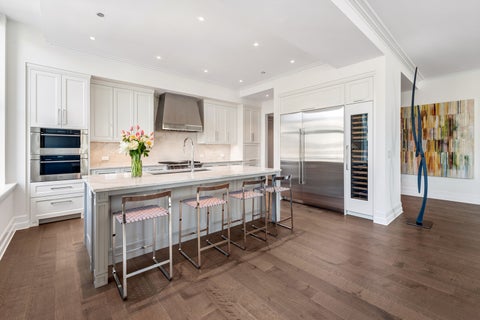 Tiny photo for 435 N Michigan Avenue #1803, Chicago, IL 60611 (MLS # 12600975)