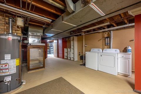 Tiny photo for 522 Kingsway Drive, Aurora, IL 60506 (MLS # 12520496)