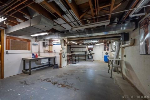 Tiny photo for 522 Kingsway Drive, Aurora, IL 60506 (MLS # 12520496)