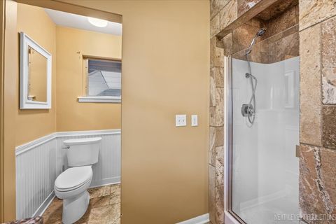 Tiny photo for 522 Kingsway Drive, Aurora, IL 60506 (MLS # 12520496)