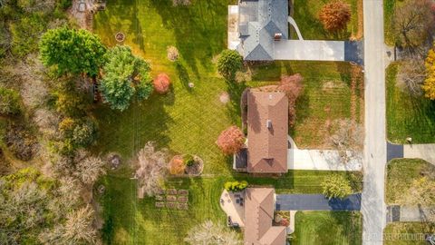 Tiny photo for 522 Kingsway Drive, Aurora, IL 60506 (MLS # 12520496)