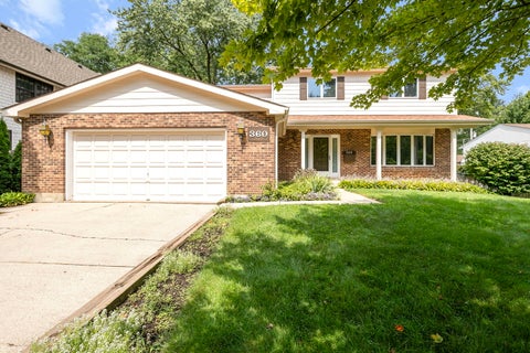 Photo of 360 E Woodland Road, Lake Bluff, IL 60044 (MLS # 12705501)