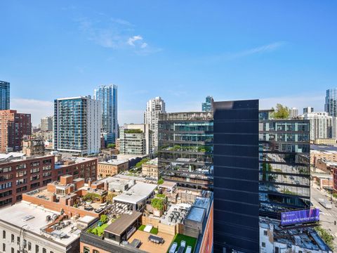 Tiny photo for 400 N LaSalle Drive #1611, Chicago, IL 60654 (MLS # 12466054)
