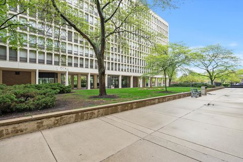 Tiny photo for 1450 E 55th Place #317S, Chicago, IL 60637 (MLS # 12460398)