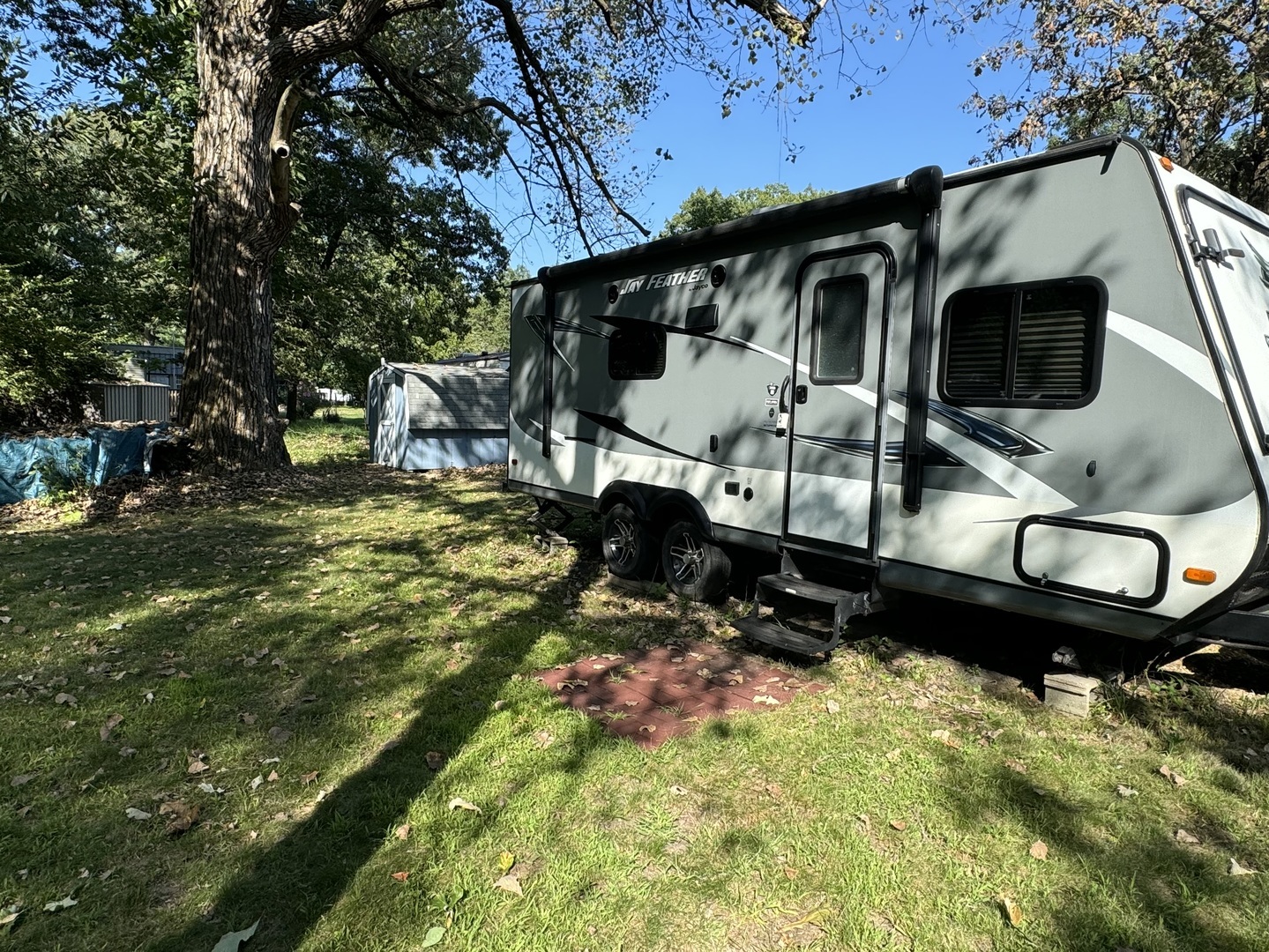 9-128 Woodhaven Lakes