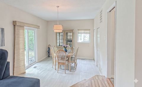 Tiny photo for 852 E Anderson Drive, Palatine, IL 60074 (MLS # 12641362)