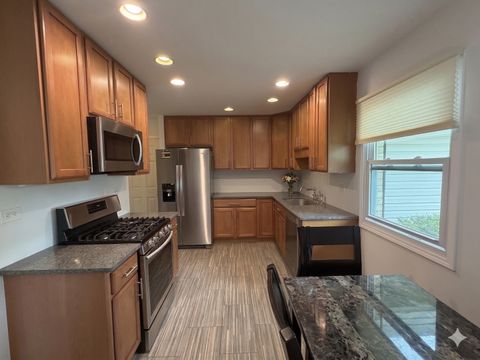 Tiny photo for 852 E Anderson Drive, Palatine, IL 60074 (MLS # 12641362)