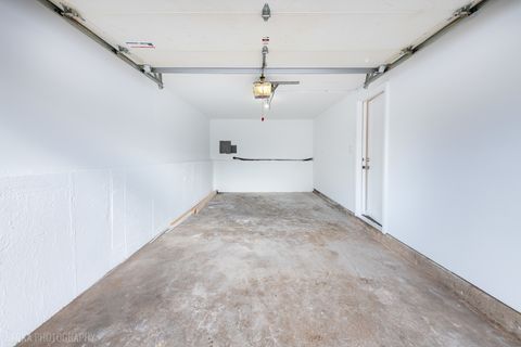 Tiny photo for 305 E Country Drive, Bartlett, IL 60103 (MLS # 12583384)