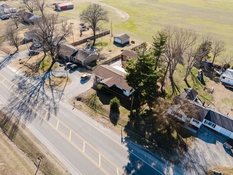 Tiny photo for 657 US Route 51, Duquoin, IL 62832 (MLS # 12577774)