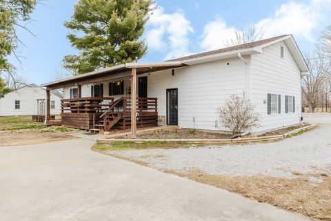 Tiny photo for 657 US Route 51, Duquoin, IL 62832 (MLS # 12577774)