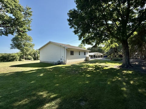 Tiny photo for 2084 Rockwell Road, Lasalle, IL 61301 (MLS # 12720676)