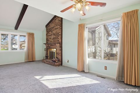 Tiny photo for 4911 W Bromley Drive, McHenry, IL 60050 (MLS # 12603327)