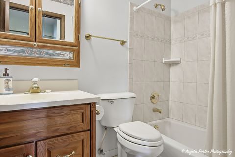 Tiny photo for 4911 W Bromley Drive, McHenry, IL 60050 (MLS # 12603327)