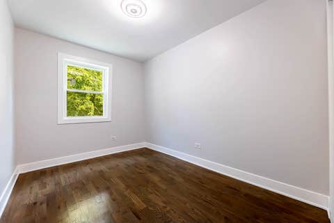Tiny photo for 7116 S University Avenue, Chicago, IL 60619 (MLS # 12716705)