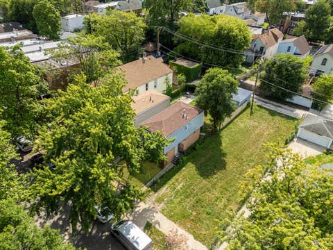 Tiny photo for 7116 S University Avenue, Chicago, IL 60619 (MLS # 12716705)