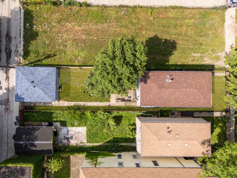 Tiny photo for 7116 S University Avenue, Chicago, IL 60619 (MLS # 12716705)