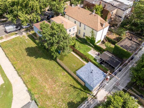 Tiny photo for 7116 S University Avenue, Chicago, IL 60619 (MLS # 12716705)