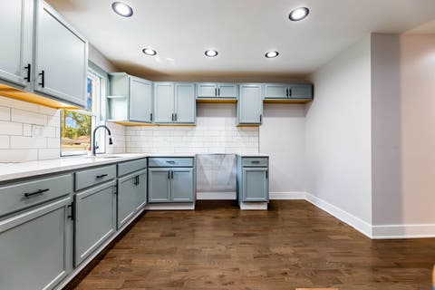 Tiny photo for 7116 S University Avenue, Chicago, IL 60619 (MLS # 12716705)
