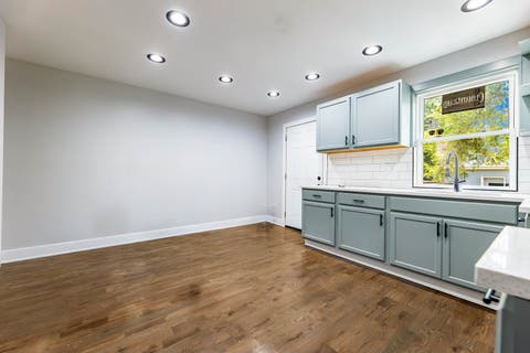 Tiny photo for 7116 S University Avenue, Chicago, IL 60619 (MLS # 12716705)