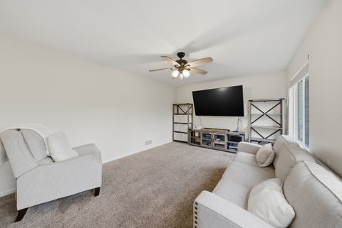 Tiny photo for 2432 Waterleaf Lane, Woodstock, IL 60098 (MLS # 12651718)