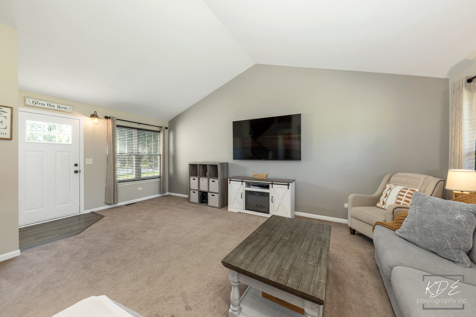 2111 VICTORIA LAKES Drive