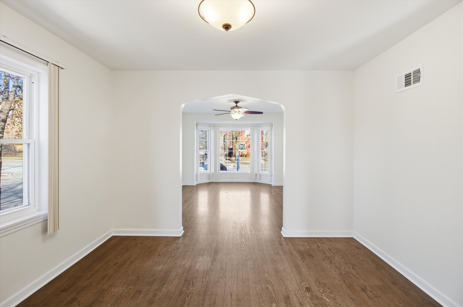 6659 W Foster Avenue