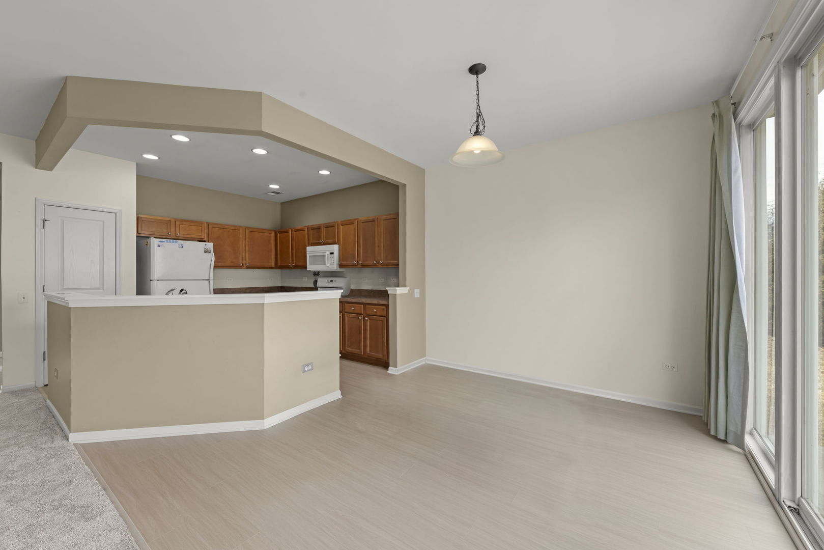 1528 Countryside Drive