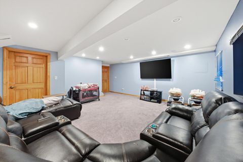 Tiny photo for 18510 BELLAGIO Circle #18510, Tinley Park, IL 60477 (MLS # 12555695)