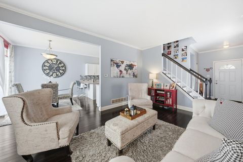 Tiny photo for 18510 BELLAGIO Circle #18510, Tinley Park, IL 60477 (MLS # 12555695)