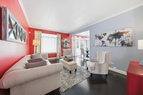 Tiny photo for 18510 BELLAGIO Circle #18510, Tinley Park, IL 60477 (MLS # 12555695)