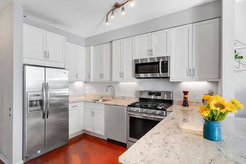 Tiny photo for 600 N Kingsbury Street #906, Chicago, IL 60654 (MLS # 12517310)