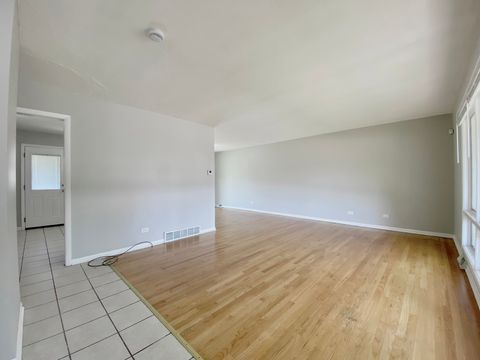Tiny photo for 634 Lexington Drive, Chicago Heights, IL 60411 (MLS # 12427268)