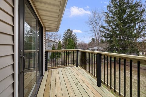 Tiny photo for 2501 E 34th Street Court, Davenport, IA 52807 (MLS # 12609131)