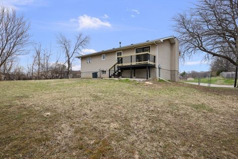 Tiny photo for 2501 E 34th Street Court, Davenport, IA 52807 (MLS # 12609131)